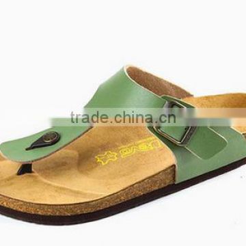 Wooden shoes classical soft man flip flops green sandal