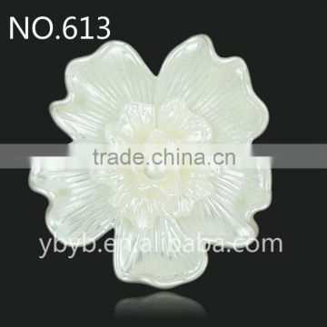 white resin flower artificial plastic flower jewelry accessories girl dress patterns in bulk-613