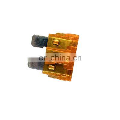 Sinotruk Sitrak T5G/T7H Truck Electric System Spare Parts WG9716582301+001/1 5a Chip Fuse