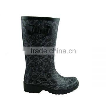 2013 new design concave-convex version stereoscopic lady rubber rain boot