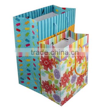 New product 2016 packaging paper bag celebrate gift paper bag