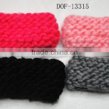 2016 Fashion winter top quality soft yarn latest woman designer crochet headband