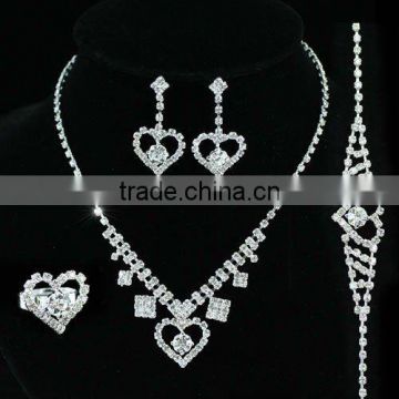 Crystal Heart Necklace Bracelet Ring Earrings Set CS1124