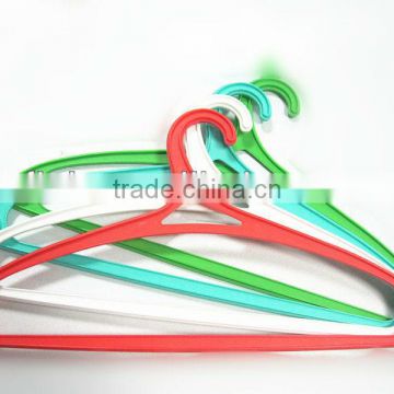 Fashionable colorful high quality cloth hanger