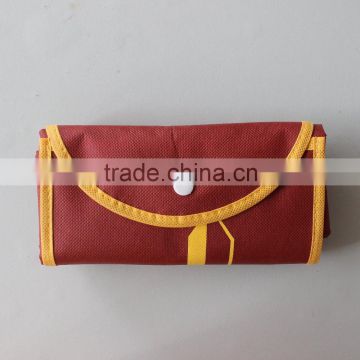 Customized purse shaped non woven foldable bag