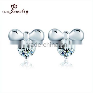 fashionable design white diamond stud earrings