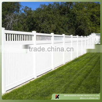Extruded pvc fencing
