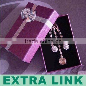 glister gift box with glister ribbon knot and grid card insert