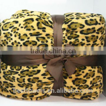 Leopard design bio-soluble ceramic fiber printed blanket