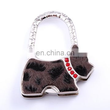 Factory Wholesale Jewelry Dog Shaped Diamond Foldable Bag Hanger for Women