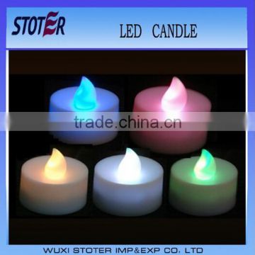 LED tea light candle with moving flame