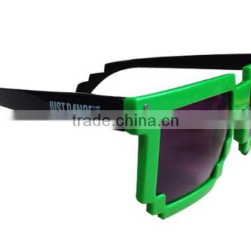 cheap custom logo promotion sunglasses mosaic sunglasses solid color frame smoke lenses sunglasses DLC9006