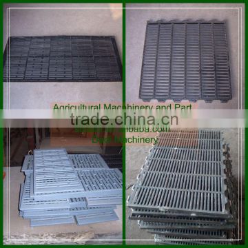 New design farrowing crate for tractor cheap farm equipment cast iron pig flooring