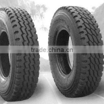 truck tires 11R22.5 and 11R24.5
