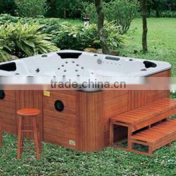 Whirlpool bath outdoor G680