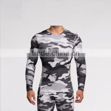 Polyester Spandex Long Sleeves Compression Shirt / Rash Guard with Camouflage design
