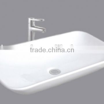 Fashionable Made in China Bathroom Ceramic Basin