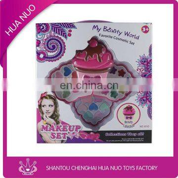 kids favourite cake cosmetic set for girls