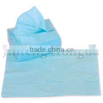 Spunlace nonwoven for cleaning tissue