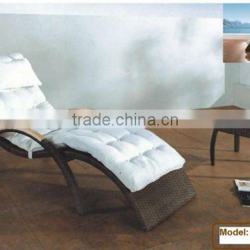 wicker recliner chair