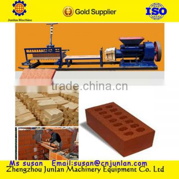 2014 New year promation selling interlocking soil clay brick making machine