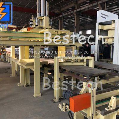 Horizontal parting flaskless sand molding machine