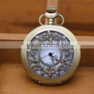 Ancient designer delicacy engraved pocket watch