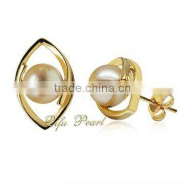 18K Charming Akoya Pearl Earring