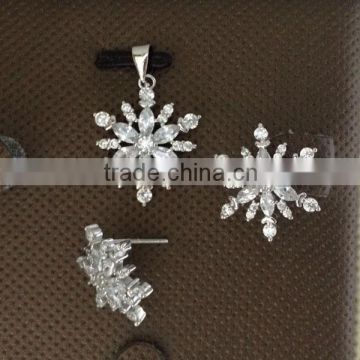 High Quality 2 Piece Silver Snowflake Set For Christams