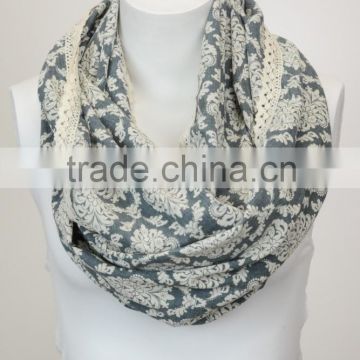 100% Cotton Floral Printed Fashion Type of Scarf for Women With Lace