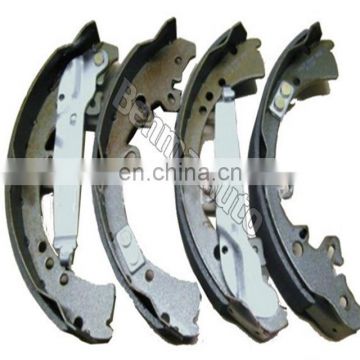 Auto parts the high quality brake shoes for FORTUNER GGN60 04495-0K050