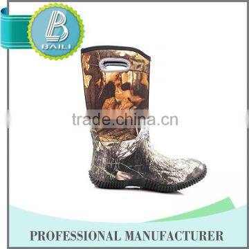 2016 China direct supplier quality rain boots for coach
