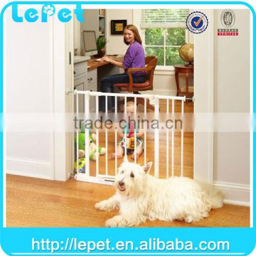 For Amazon stores Lockable Safe Flap Pet Door for dogs retractable safety gate