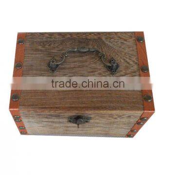 Customized Pine Material Handmade Wooden Box