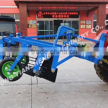 Sweet potato harvester for four-wheel tarctor