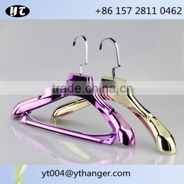 plastic electronic plated hanger for suits with cross bar and footgrip
