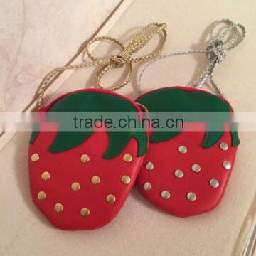 MS70038P 2016 girls PU strawberry shape bags