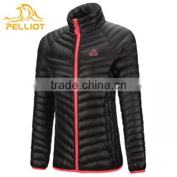 2017 Comfortable Light Down Goose Feather Jacket Woman