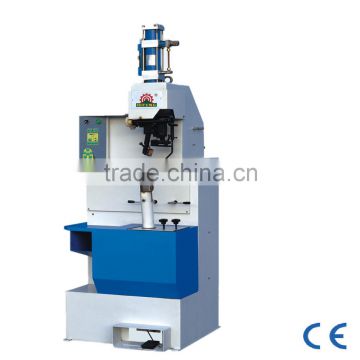 Semi automatic Equipment heel nail machine about shoe making machinery QF - 682A