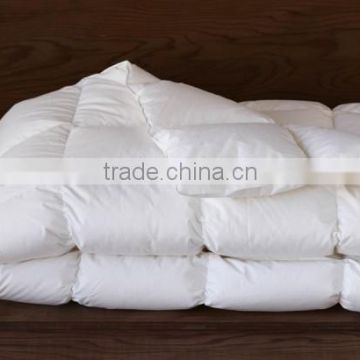 wholesale luxury cooling white duck feather quilt set