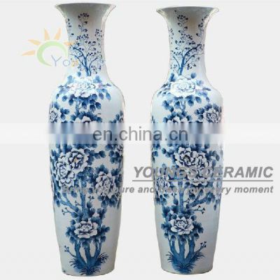 Chinese hand painted flower blue and white porcelain decorative floor vases
