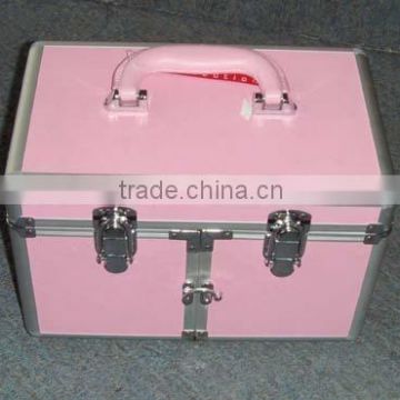 Cosmetic Case with Pink leather and handle