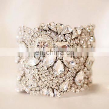 Aidocrystal custon made crystal cuff bracelets wide silver cuff bracelets rhinestone cuff bracelet