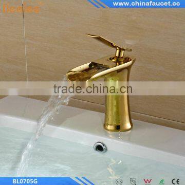 Golden Brass Deck Mounted Single Handle Single Hole Bathroom Waterfall Basin Mixer Tap