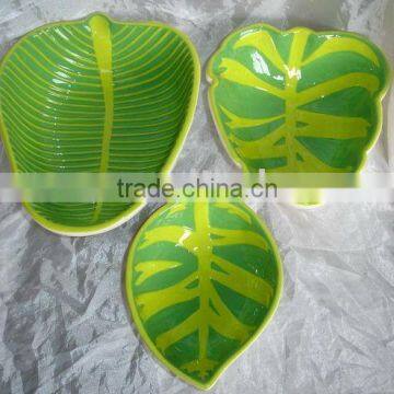 ceramic leaf dish