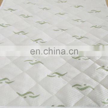 Incontinence Pad Manufacturer of Bamboo Fiber Waterproof Changing Pad Liners