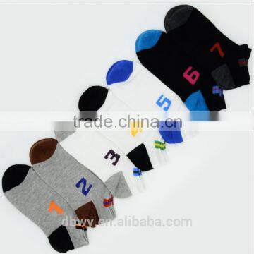 Custom pure soft cotton new fashion ankle socks for men and boys