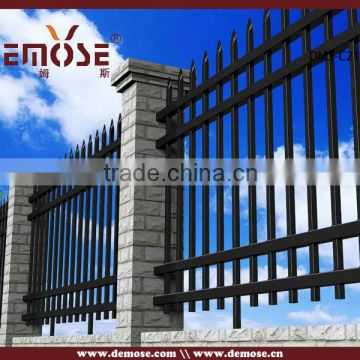 painting palisade fencing/painting wrought iron fence
