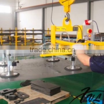 Suction lifting equipment for steel plate
