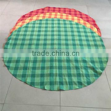 round yarn-dyed tablecloth